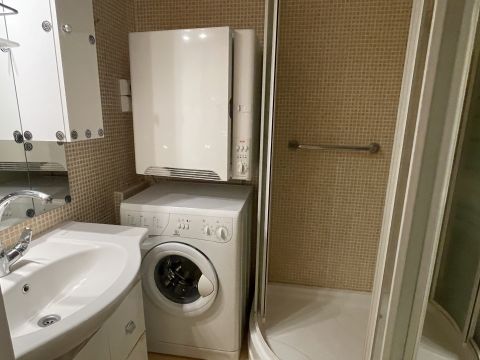 Kiadó Lakás 6000 Kecskemét Belvárosban 2 szobás bútorozott lakás kiadó