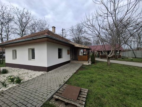 Eladó Ház 2766 Tápiószele , Nincs utca