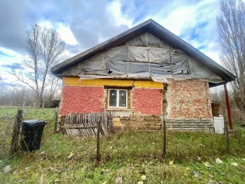 Eladó Ház 5100 Jászberény 5100 Jászberény, nyugodt