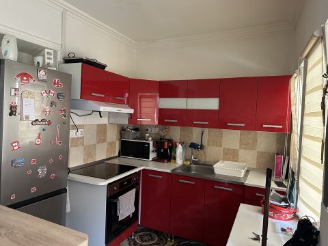 Eladó Ház 2750 Nagykőrös Eladó Nagykõrös belvárosában nappali + 1 szobás lakás