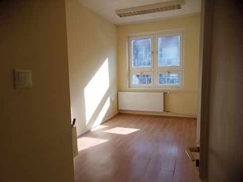 Kiadó Iroda 8900 Zalaegerszeg 