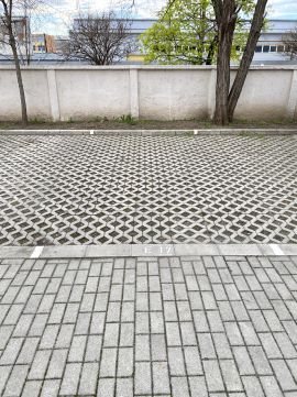 Eladó Parkoló 1184 Budapest 18. kerület Reviczky-Liget lakóparkban, felszíni autóbálló E17