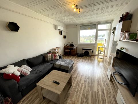 Eladó Lakás 8200 Veszprém 