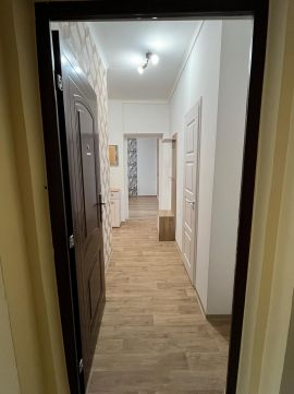 Kiadó Lakás 7300 Komló 