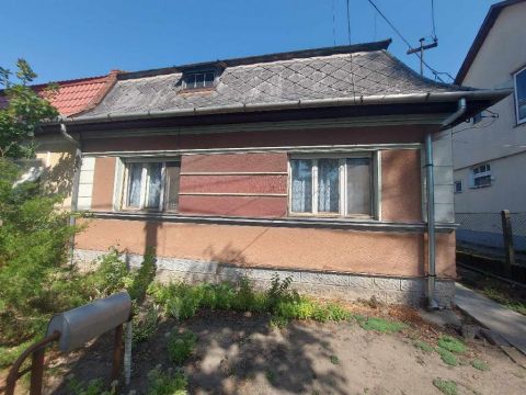 Eladó Ház 4002 Debrecen , 4034 Debrecen, Falóger