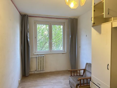 Eladó Lakás 6000 Kecskemét Kecskemét Széchenyivárosban, 2 szobás  lakás
