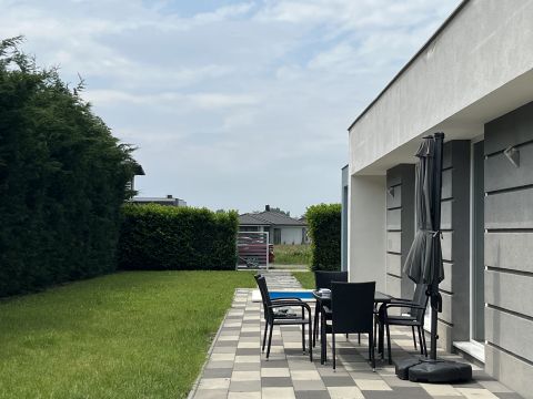Eladó Ház 8600 Siófok , Lakóingatlan tíz perc sétára a Balatontól