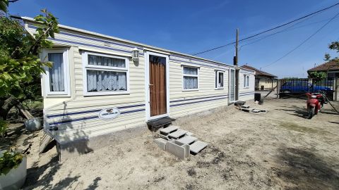 Eladó Telek 2314 Halásztelek , Halásztelken gyümölcsós. 