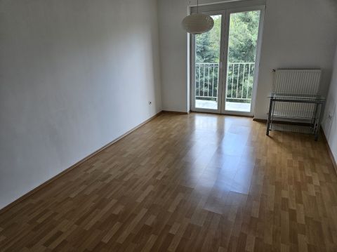 Kiadó Lakás 2316 Tököl 