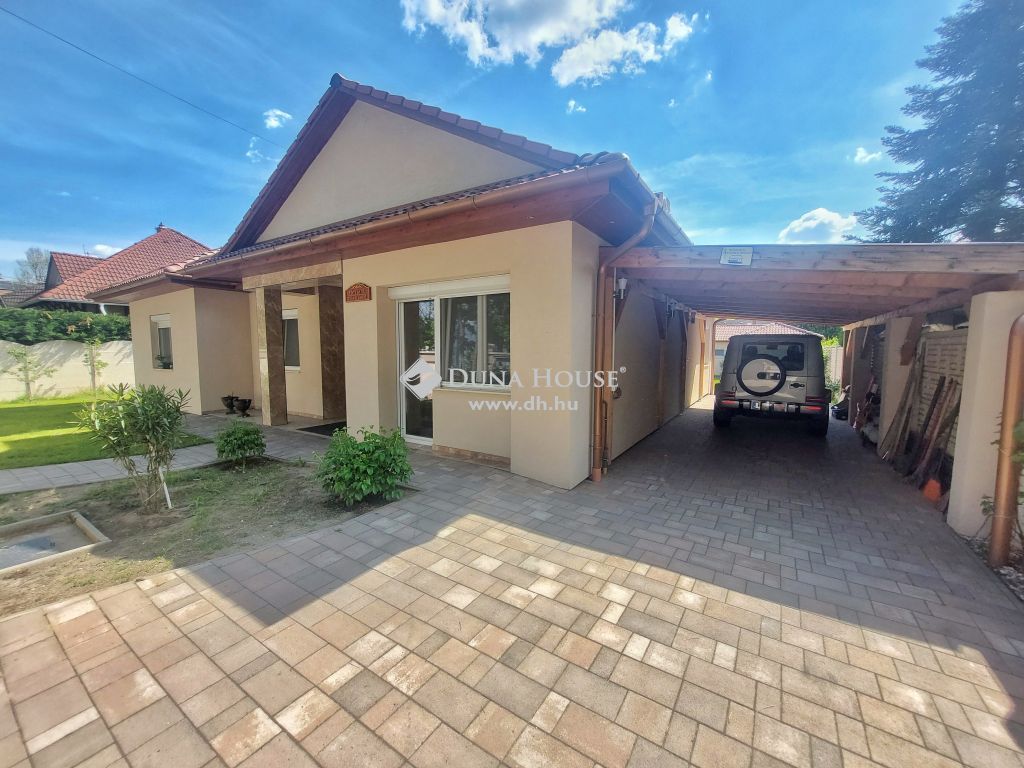 2120 Dunakeszi — 1/22