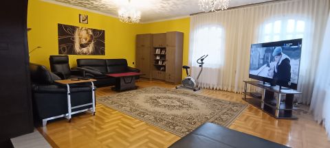 Eladó Ház 2040 Budaörs , Baross utca