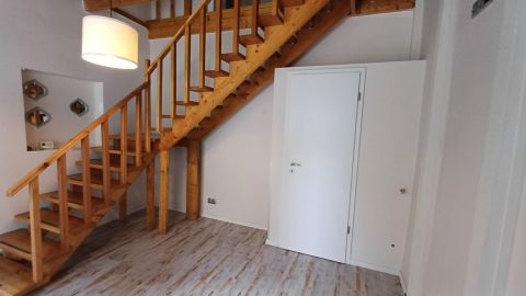 Kiadó Iroda 1143 Budapest 14. kerület , Puskás Stadionnál, remek helyen, galériás üzlet vagy iroda
