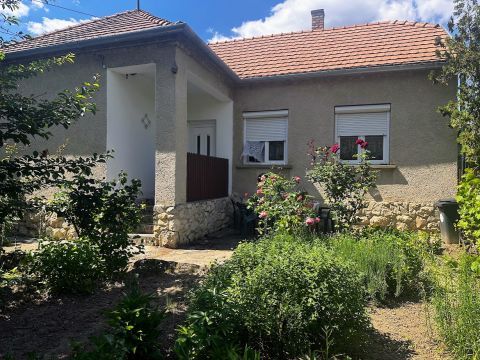 Eladó Ház 9124 Gyömöre 