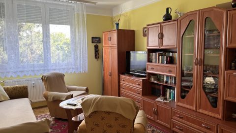 Eladó Lakás 1184 Budapest 18. kerület , Panelprogramos házban nagyon szép állapotú lakás-Lakatos út