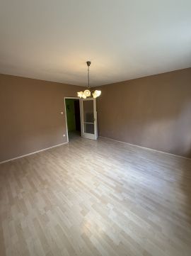 Eladó Lakás 8200 Veszprém Veszprém, Haszkovó utca