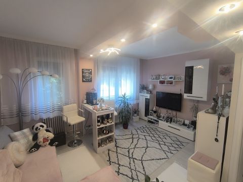 Eladó Lakás 6050 Lajosmizse 