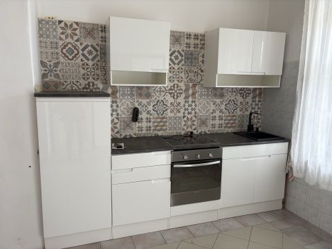 Eladó Lakás 7622 Pécs 