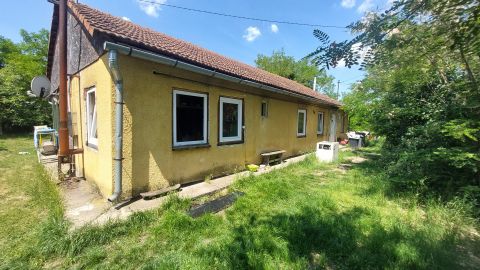 Eladó Ház 2117 Isaszeg 