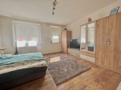 Eladó Lakás 8100 Várpalota Rákóczi Ferenc utca