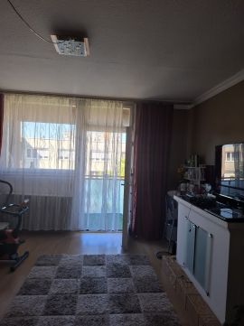 Eladó Lakás 6000 Kecskemét 3 szoba, erkély, Szimferopoltér