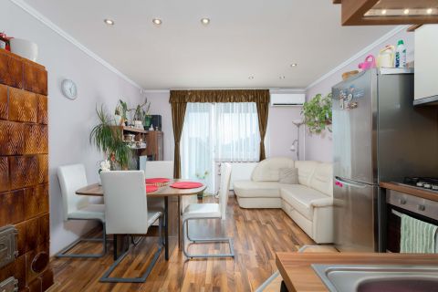 Eladó Lakás 9200 Mosonmagyaróvár Park Center közelében