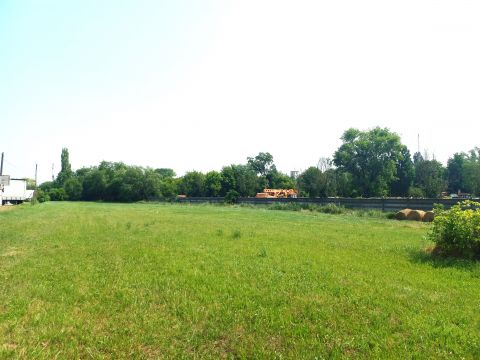 Eladó Telek 4100 Berettyóújfalu Központjában, Főút mellett 