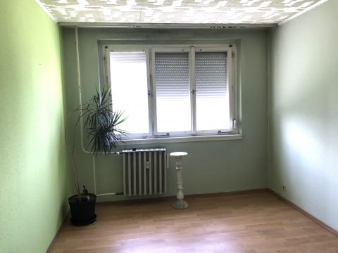 Eladó Lakás 1039 Budapest 3. kerület 