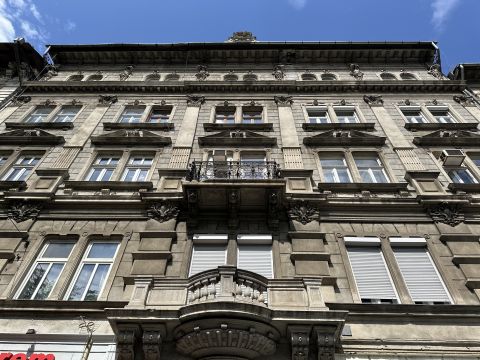 Eladó Lakás 1067 Budapest 6. kerület , Szent István körút