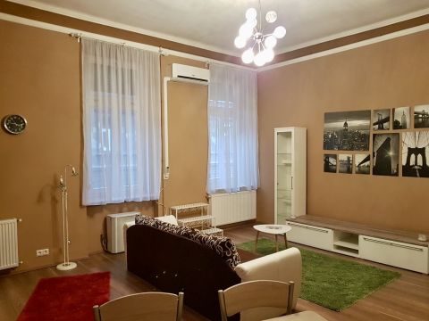 Eladó Lakás 1071 Budapest 7. kerület , A Keletitől pár perc sétára