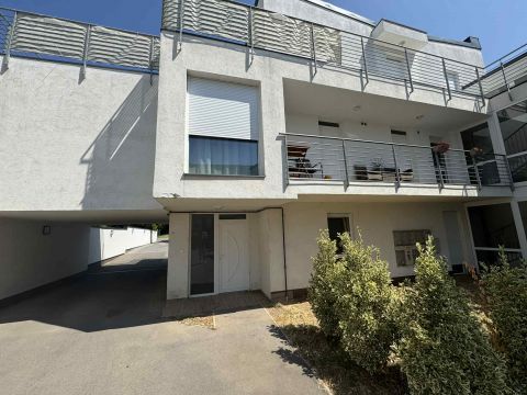 Kiadó Lakás 7624 Pécs 