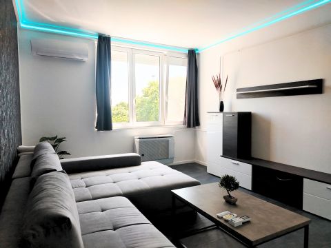 Kiadó Lakás 4025 Debrecen Belváros szélén frissen felújított lakás kiadó!