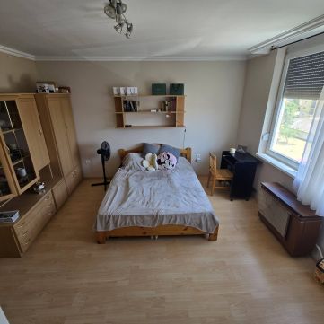 Eladó Lakás 6000 Kecskemét HUNYADIVÁROSBAN 2 SZOBÁS JÓ ÁLLAPOTÚ LAKÁS!