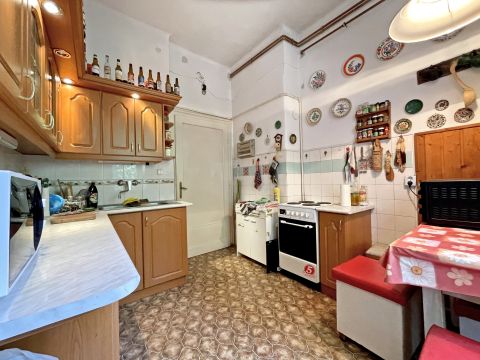 Eladó Ház 1046 Budapest 4. kerület 