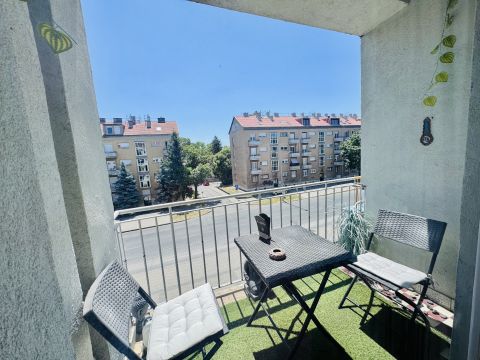 Eladó Lakás 7633 Pécs 