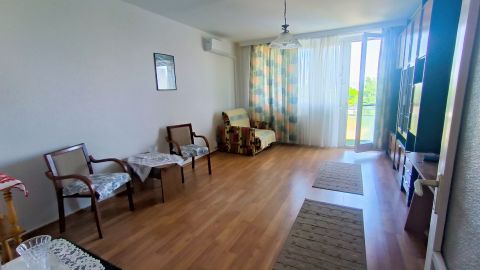 Kiadó Lakás 1214 Budapest 21. kerület Csepel belvárosában jó állapotú garzonlakás kiadó