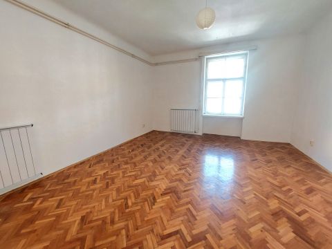 Eladó Lakás 1034 Budapest 3. kerület 1034 Budapest Pacsirtamező utca