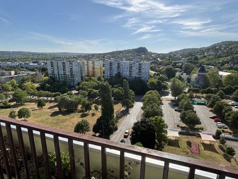 Eladó Lakás 2040 Budaörs 