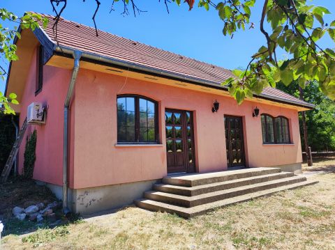 Eladó Ház 2360 Gyál , Családi ház Gyál Gyálligeti részén