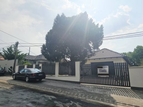 Eladó Ház 2030 Érd Parkváros