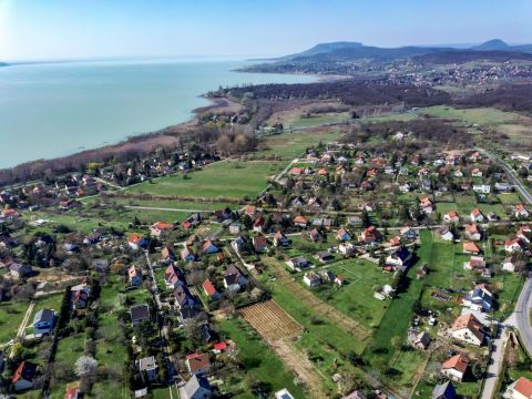 Eladó Telek 8253 Révfülöp 
