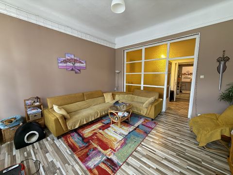 Eladó Ház 1155 Budapest 15. kerület , Kétgenerációs családi ház kiváló közlekedéssel