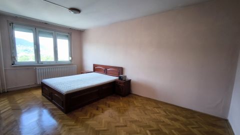 Eladó Lakás 1035 Budapest 3. kerület 