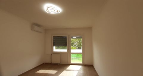 Eladó Lakás 6640 Csongrád , Csongrád közpot
