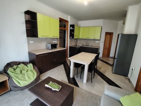 Eladó Lakás 1114 Budapest 11. kerület , Allee közelében első emeleti 4 hálószobás lakás