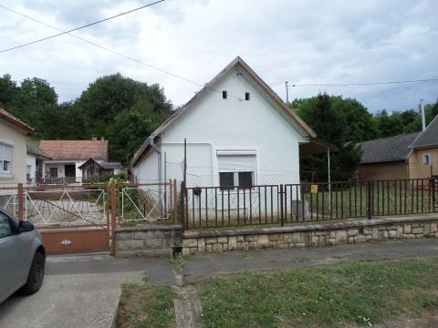 Eladó Ház 7661 Kátoly 