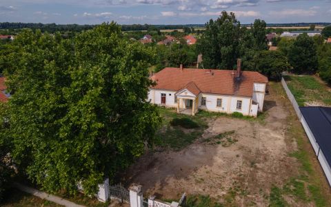 Eladó Ház 9321 Farád , Szent István utca közelében