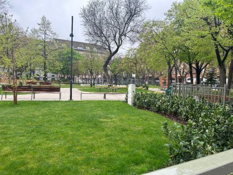 Eladó Lakás 1072 Budapest 7. kerület 1072 Budapest 7, Klauzál tér