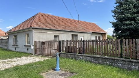 Eladó Ház 9154 Mosonszentmiklós 