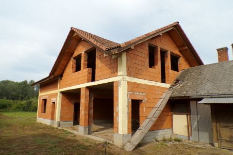 Eladó Ház 4803 Vásárosnamény , Gergelyiugornya, Atlantika Vizividámparktól 200 méterre.