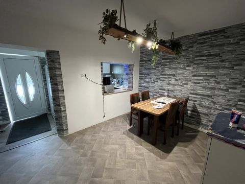 Eladó Ház 7013 Cece , Művelődési ház közelében